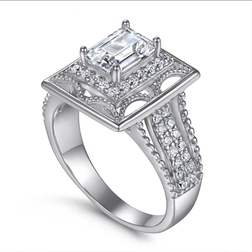 925 STERLING SILVER PRINCESS ENGAGEMENT RING - Picture 7 of 8
